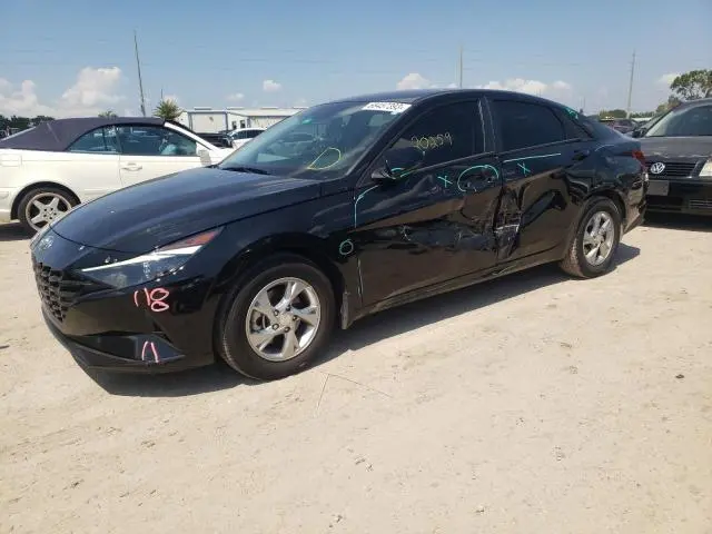 Hyundai Elantra 2022г.