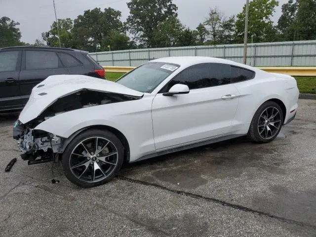 Ford Mustang 2019г.