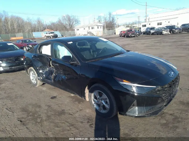 Hyundai Elantra 2022г.
