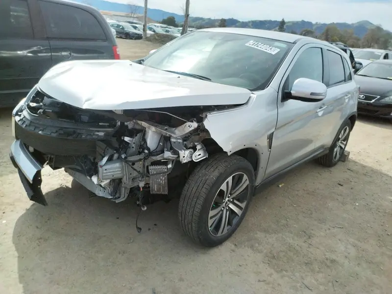 Mitsubishi Outlander 2021г.