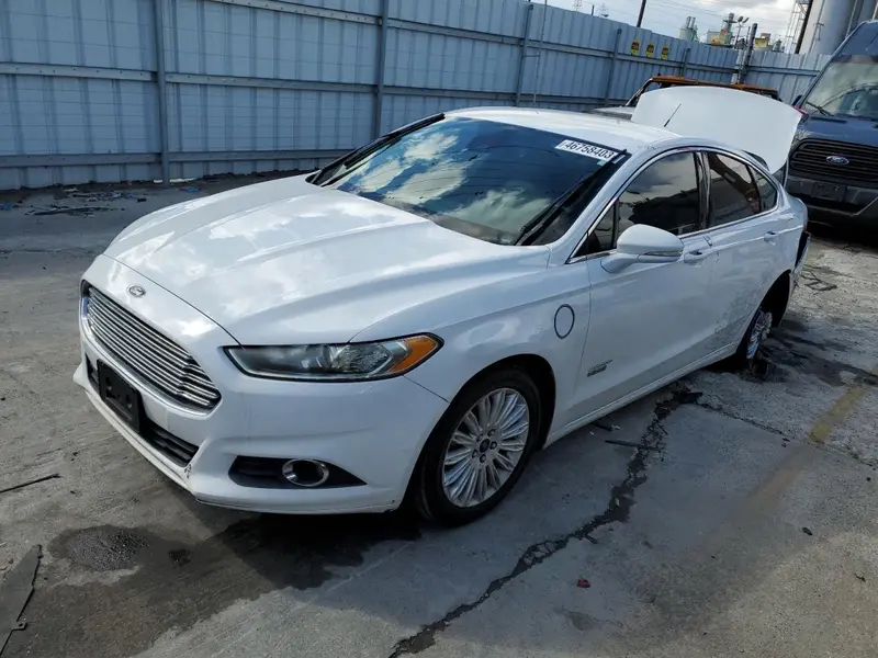 Ford Fusion Energi 2016г.