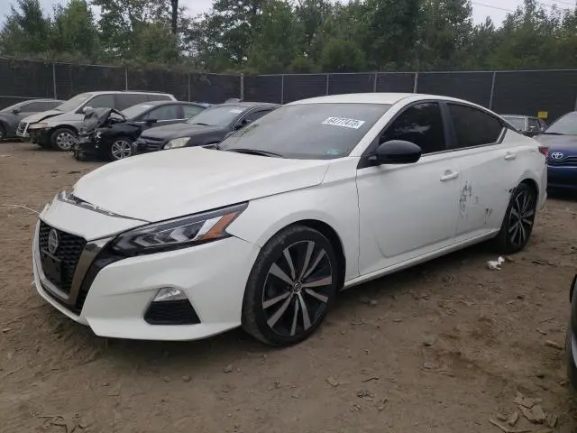 Nissan Altima 2020г.