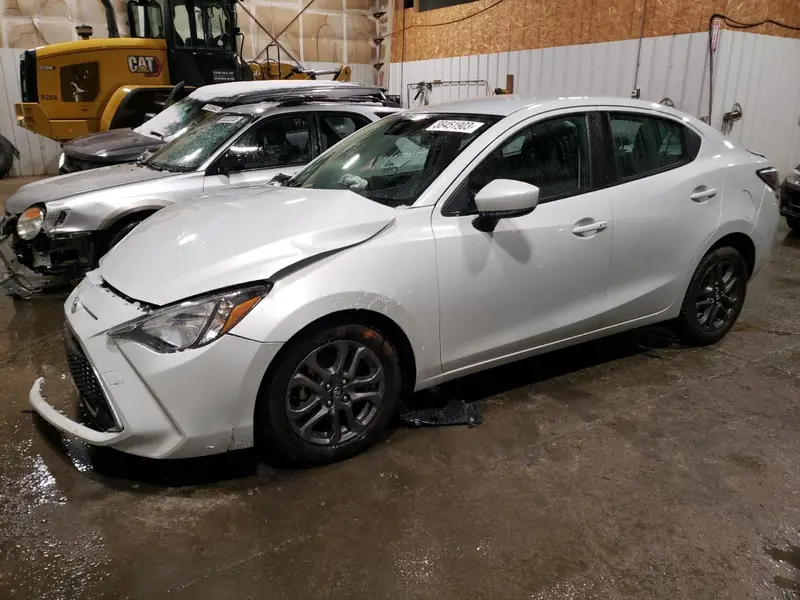 Toyota Yaris 2019г.