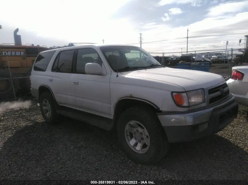 Toyota 4Runner 2000г.