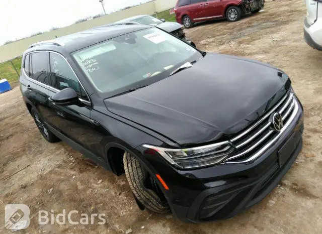 Volkswagen Tiguan 2022г.
