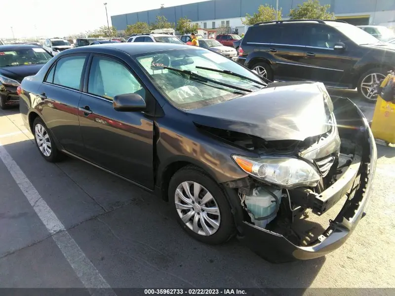 Toyota Corolla 2013г.