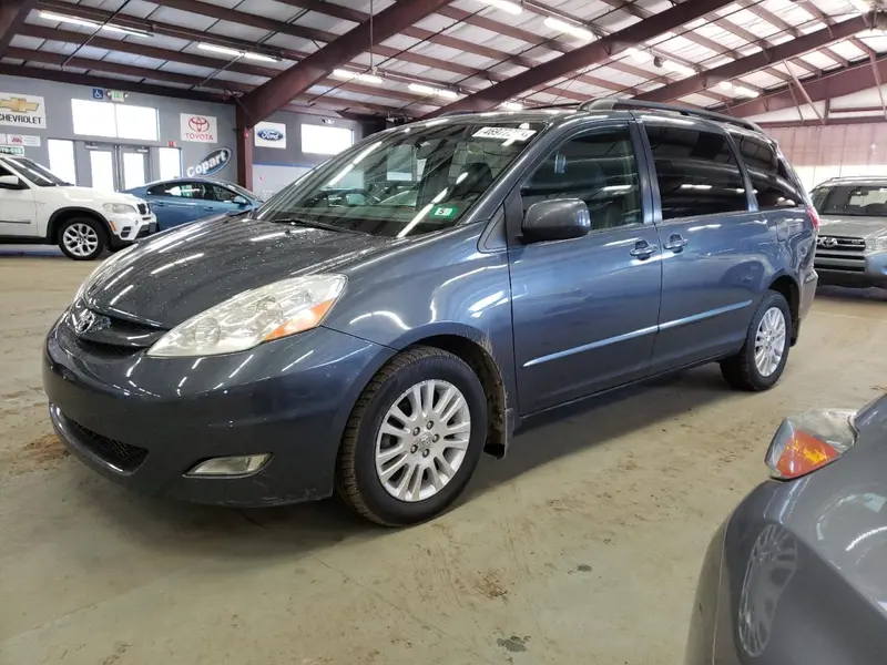 Toyota Sienna 2008г.