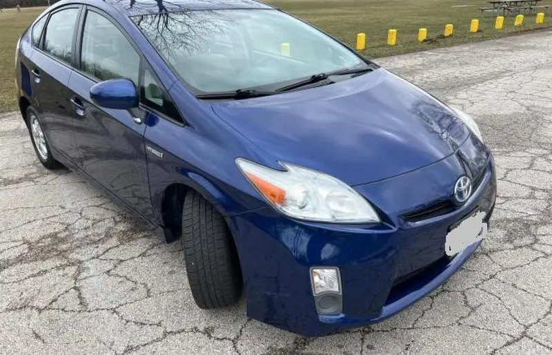 Toyota Prius 2011г.