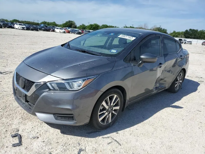 Nissan Versa 2020г.