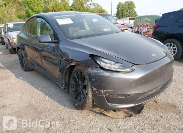 Tesla Model Y 2021г.