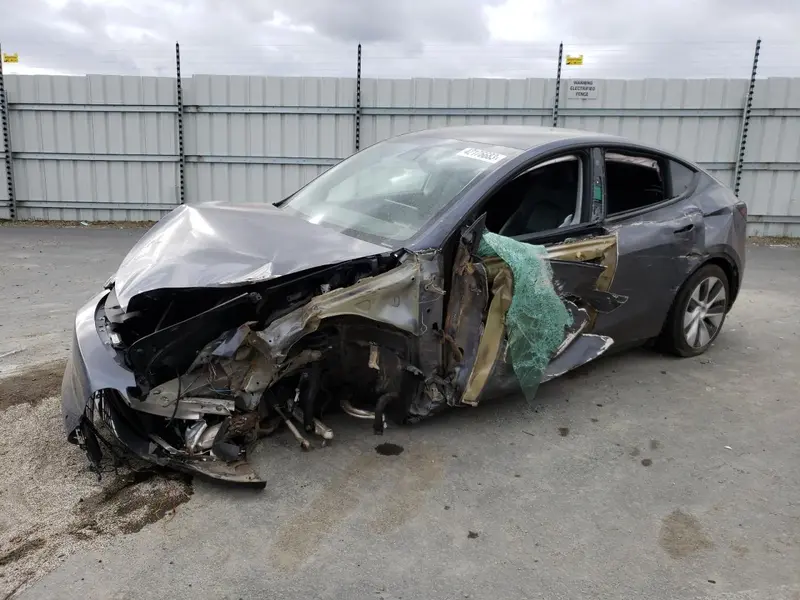 Tesla Model Y 2022г.