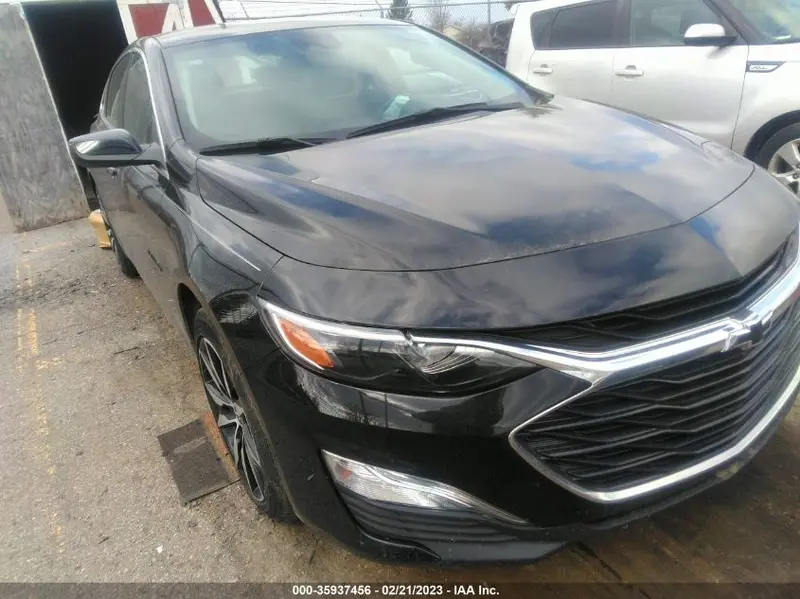 Chevrolet Malibu 2021г.