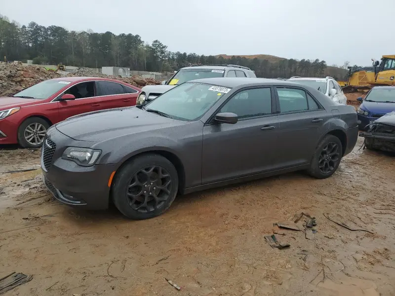 Chrysler 300 2019г.