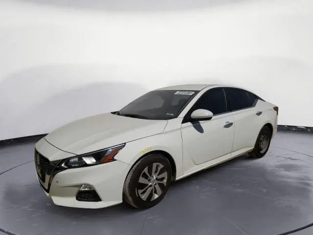 Nissan Altima 2020г.