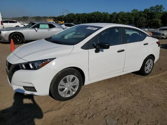 Nissan Versa 2021г.