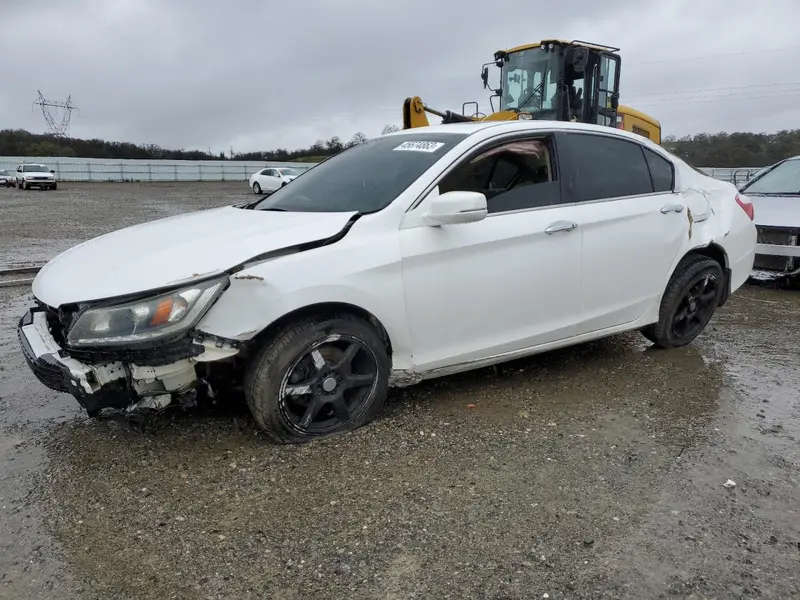 Honda Accord 2015г.
