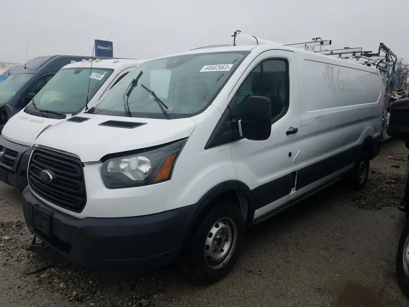 Ford Transit 2015г.