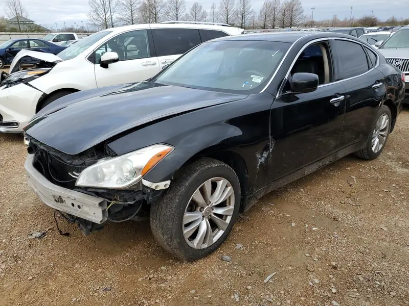 Infiniti M 2011г.