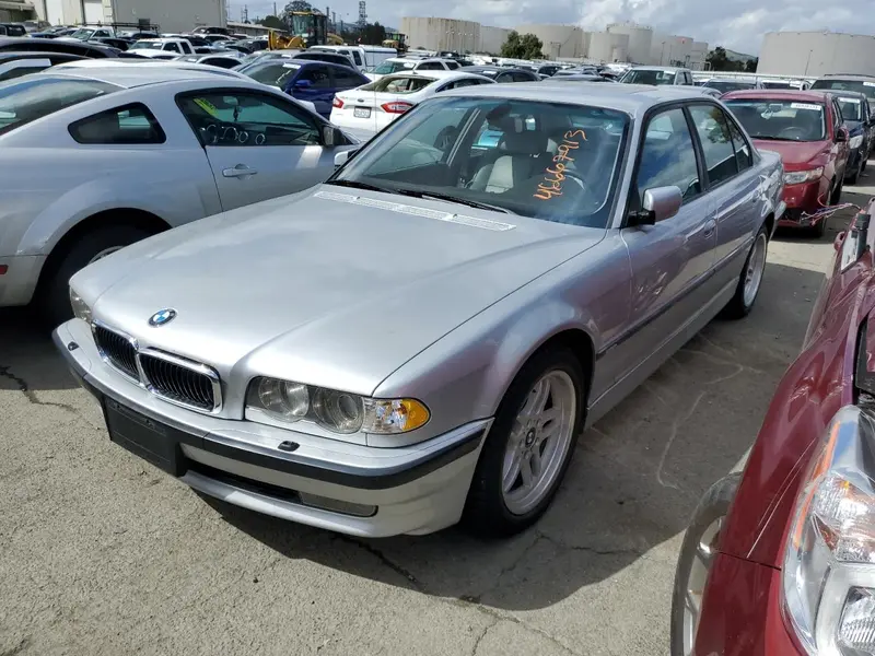 BMW 7 Series 2001г.