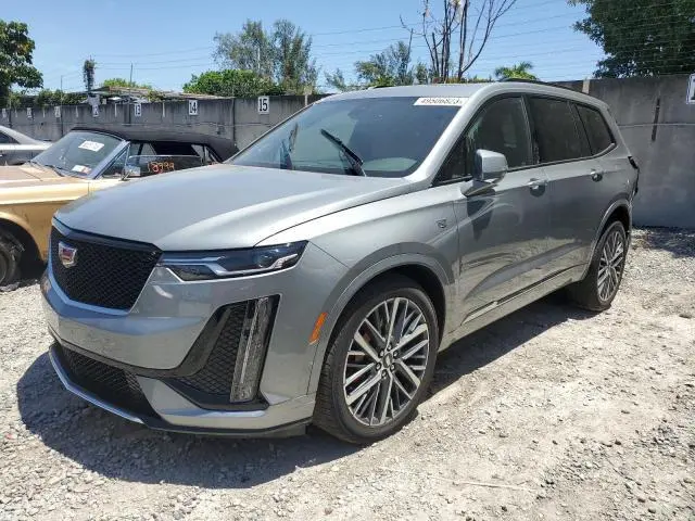 Cadillac XT6 2023г.