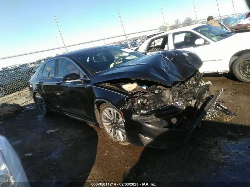 Lincoln MKZ 2019г.