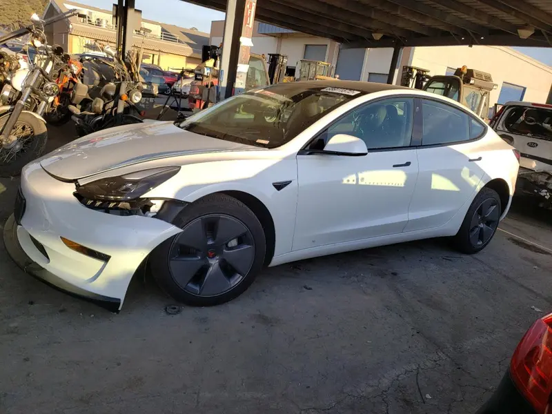 Tesla MODEL 3 2022г.
