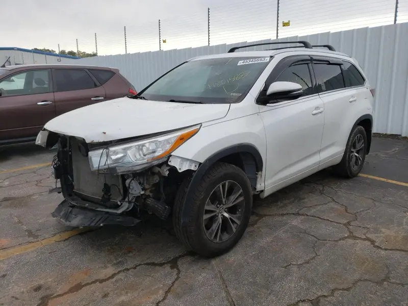 Toyota Highlander 2016г.