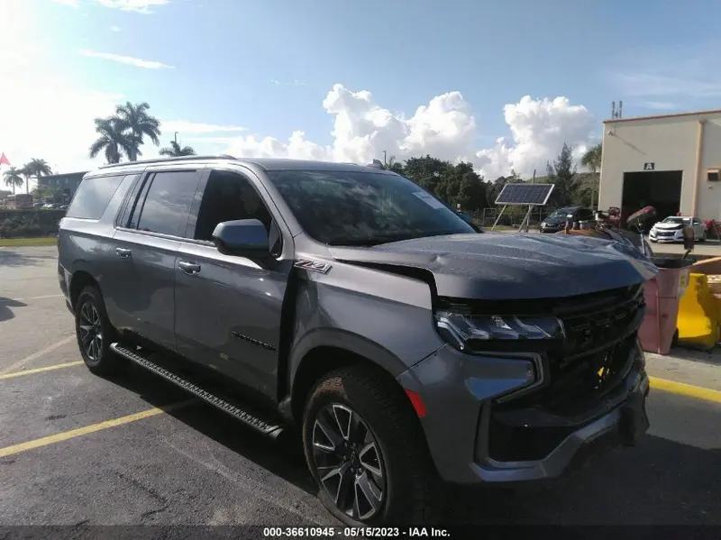 Chevrolet Suburban 2022г.