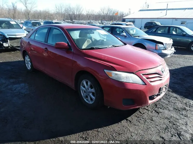 Toyota Camry 2011г.