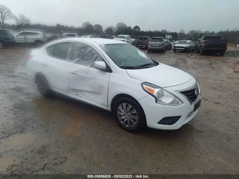 Nissan Versa 2019г.