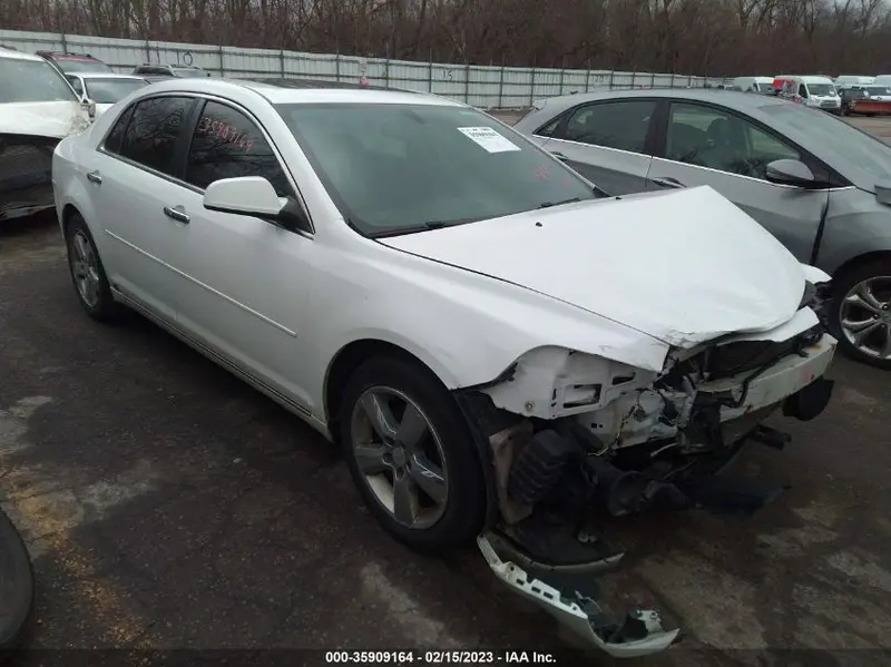 Chevrolet Malibu 2012г.
