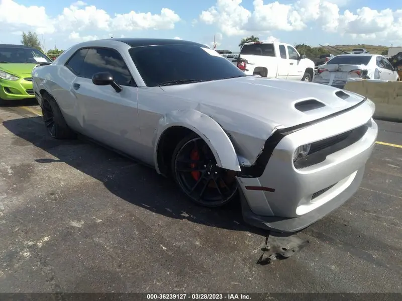 Dodge Challenger 2020г.