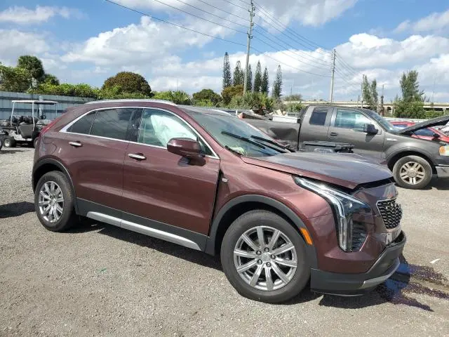 Cadillac XT4 2023г.