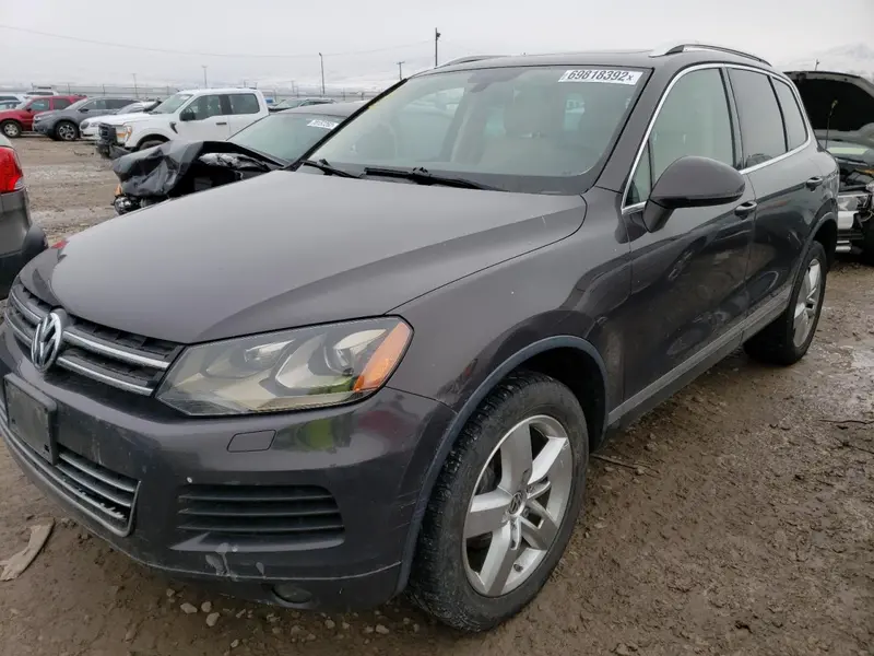 Volkswagen Touareg 2013г.