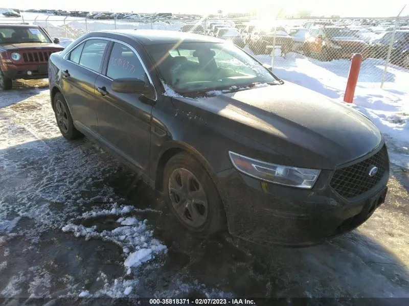 Ford Taurus 2013г.