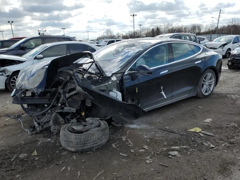 Tesla Model S 2014г.