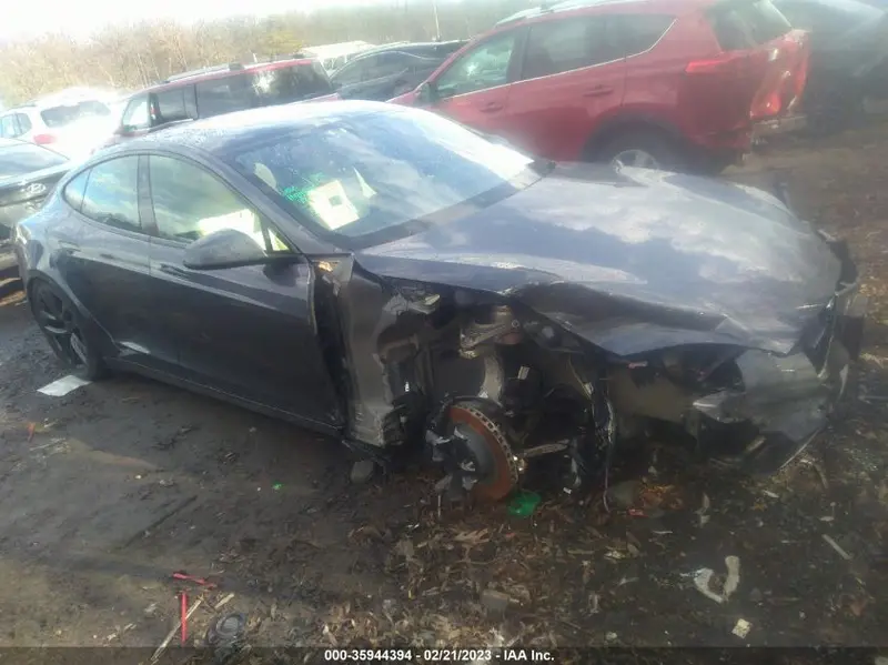 Tesla Model S 2021г.