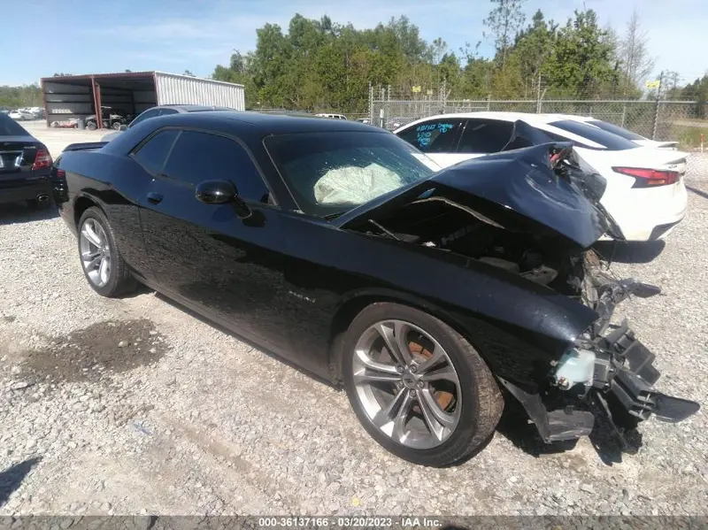 Dodge Challenger 2020г.