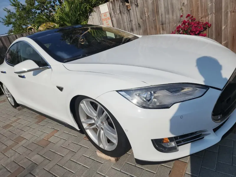 Tesla Model S 2013г.