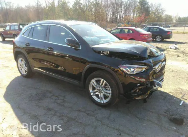 Mercedes-Benz GLA-Class 2021г.