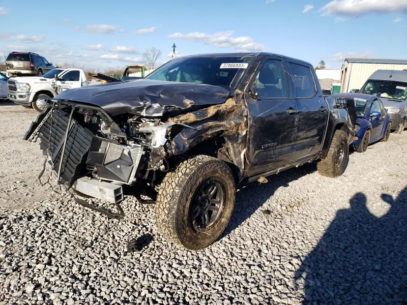 Toyota Tundra 2022г.