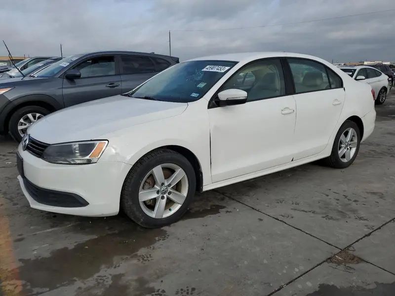 Volkswagen Jetta 2012г.