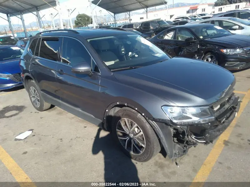 Volkswagen Tiguan 2020г.