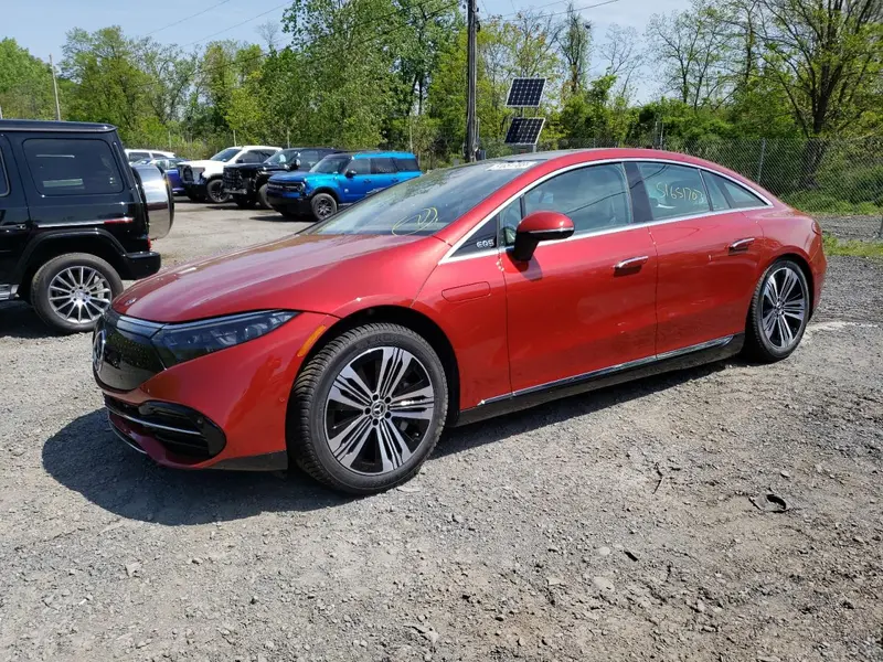 Mercedes-Benz EQS 2022г.