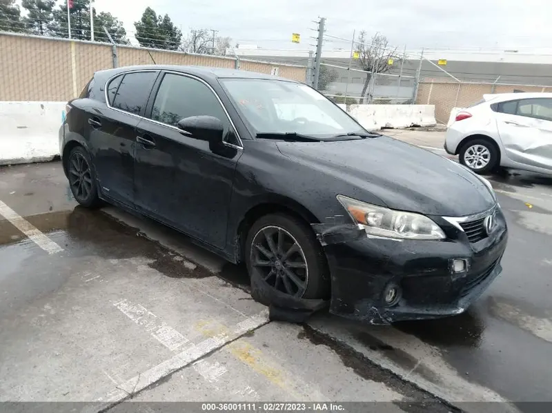 Lexus CT 200h 2013г.