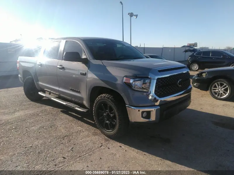Toyota Tundra 2021г.