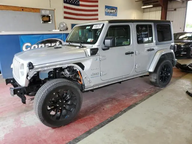 Jeep Wrangler 2023г.