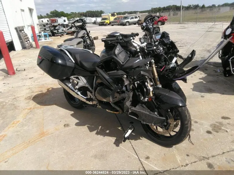 BMW R 1250 RT 719 Mineral White Me 2022г.