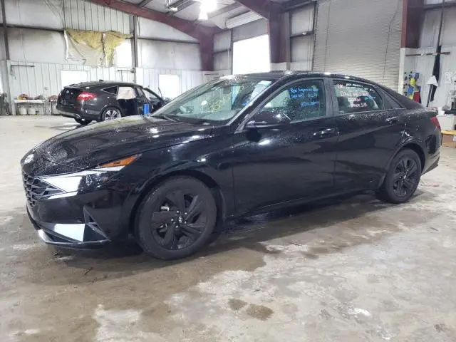 Hyundai Elantra 2021г.