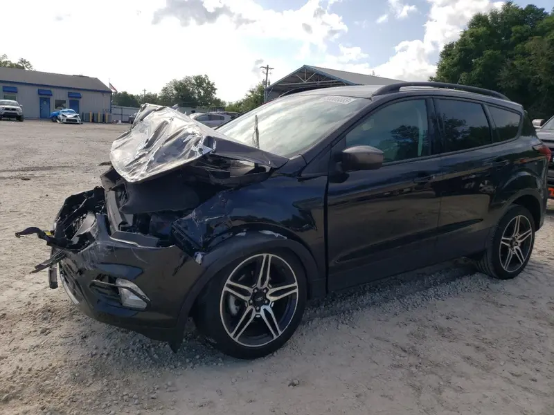 Ford Escape 2019г.